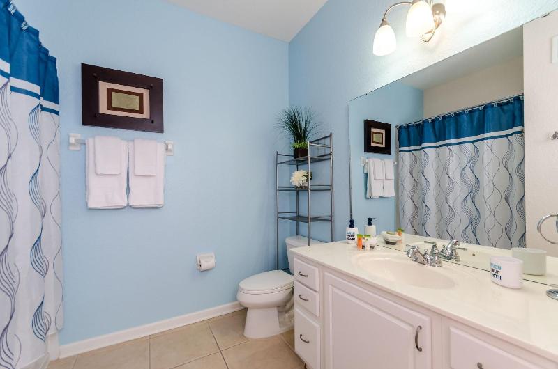 Your Next Orlando Vacation Spot Near Wdw image