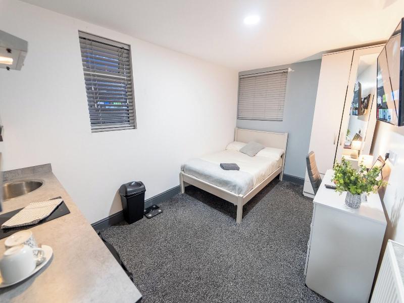 Charming Studio In Birmingham image