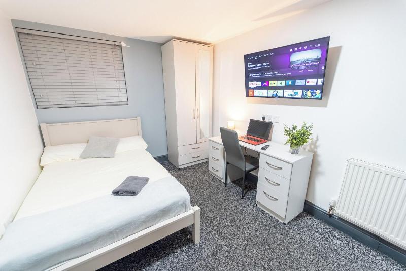 Charming Studio In Birmingham image