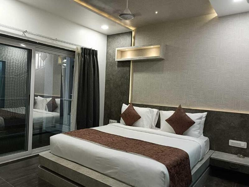 The Fern Residency Ellisbridge Ahmedabad image