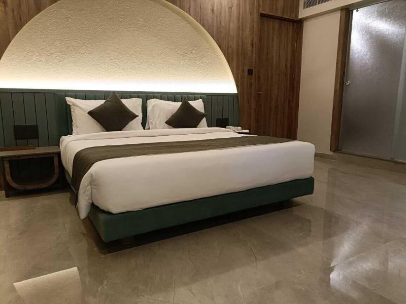 The Fern Residency Ellisbridge Ahmedabad image