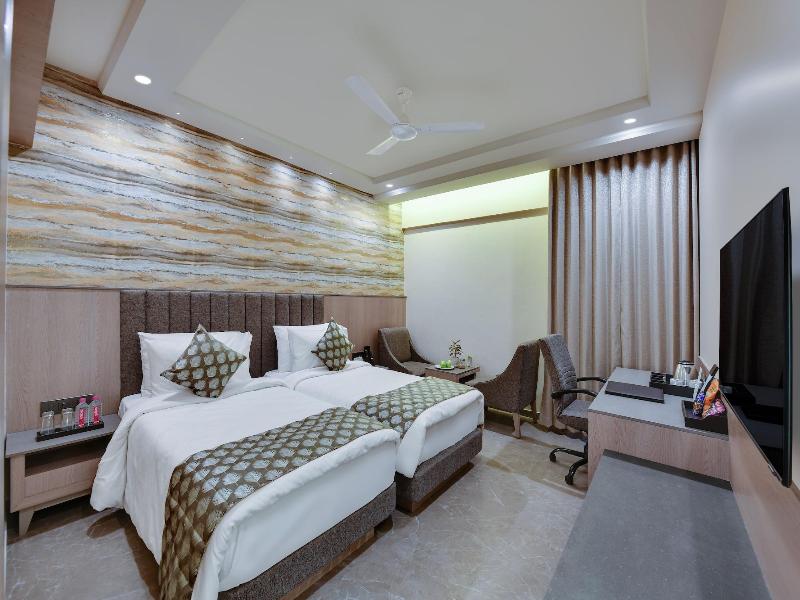 The Fern Residency Ellisbridge Ahmedabad image