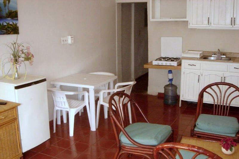 Dre Broeders Rent Apartments Juan Dolio image
