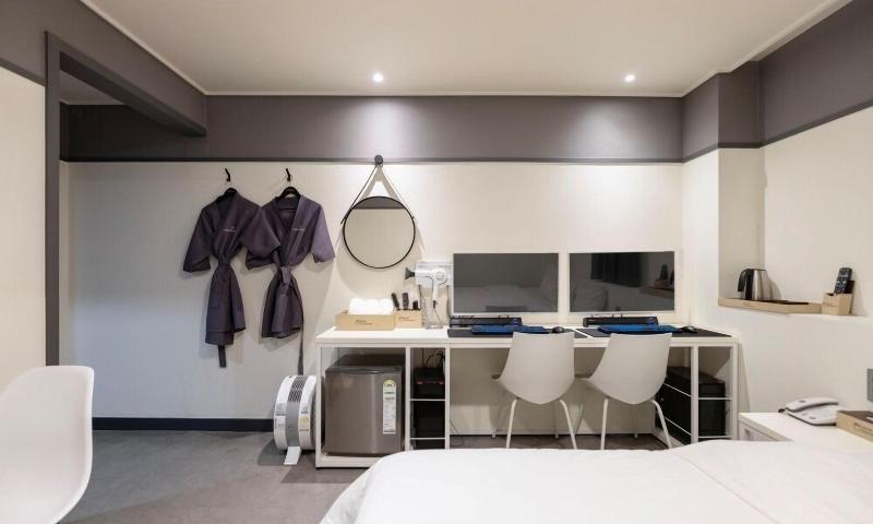 Cheongju Hotel Dictionary image