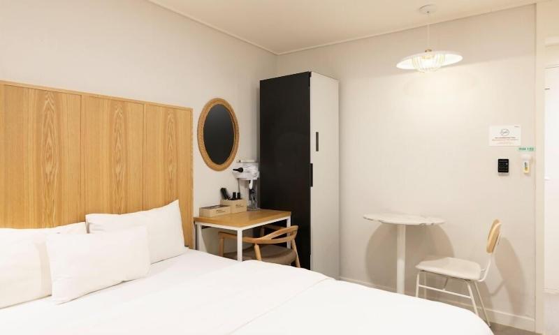Cheongju Hotel Dictionary image