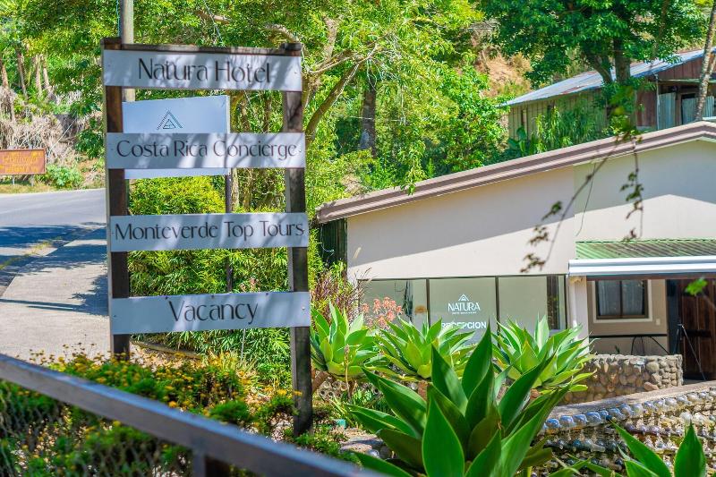 Nata Ra Hotel Monteverde image