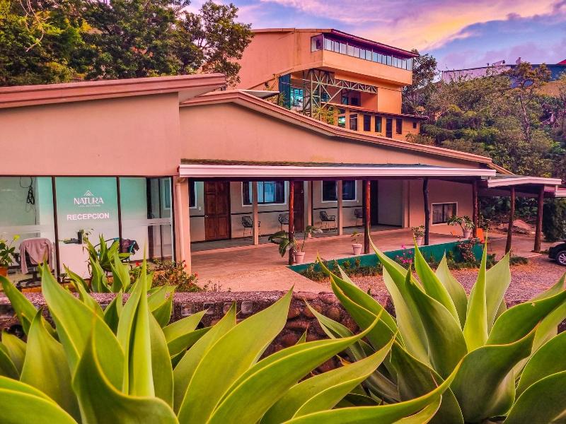 Nata Ra Hotel Monteverde image
