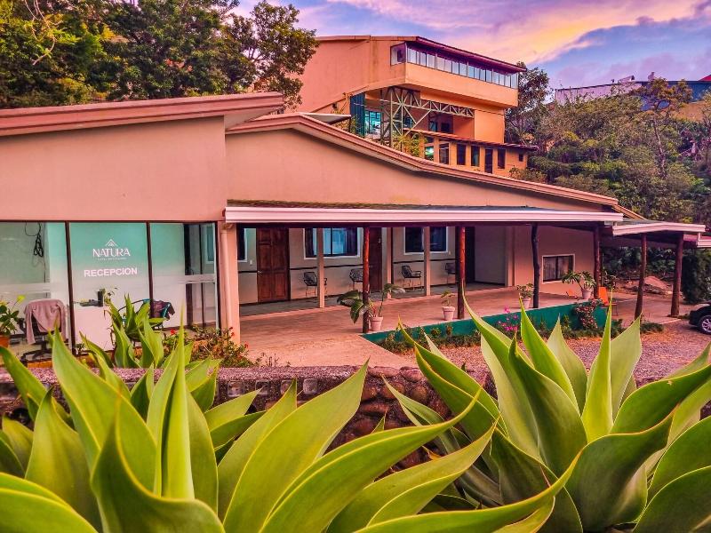 Nata Ra Hotel Monteverde image