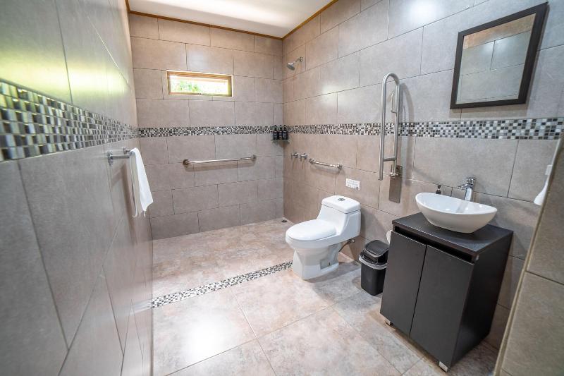 Nata Ra Hotel Monteverde image