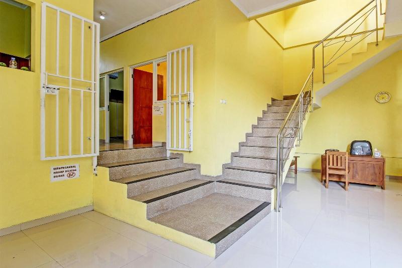 92792 Umi Rahayu Guesthouse — general view