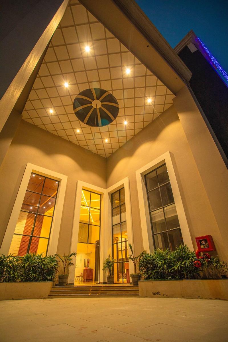 Hotel Miracle