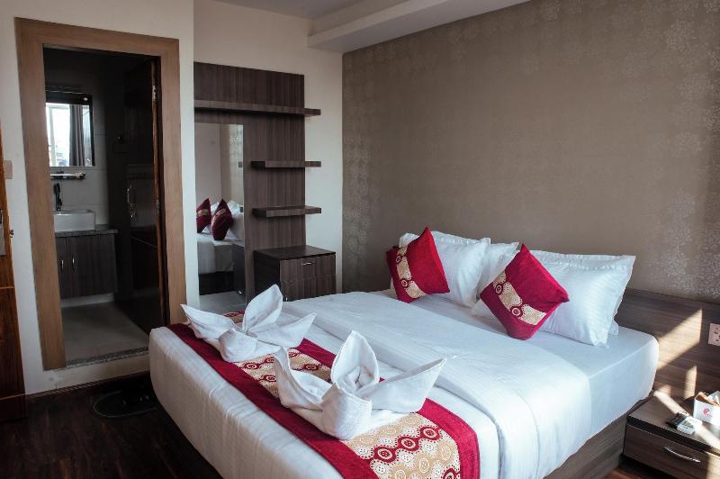 Kusum Airport Hotel image