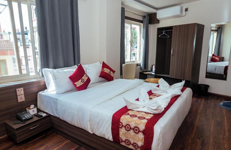 Kusum Airport Hotel image