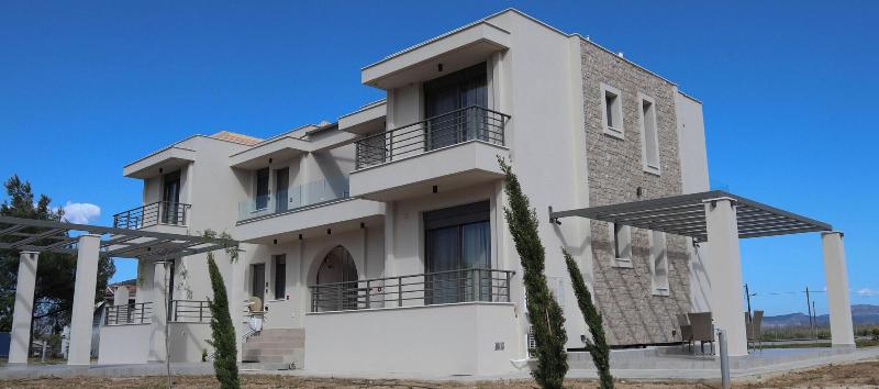Almyres Luxurious Residences image