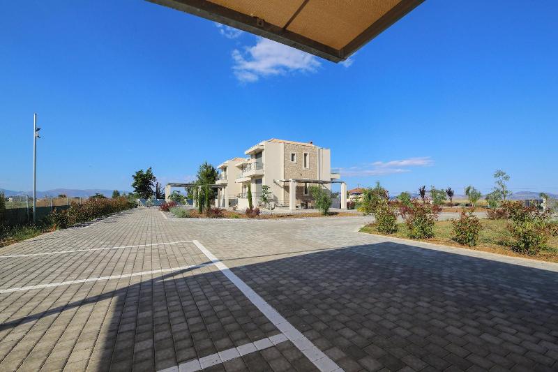 Almyres Luxurious Residences image