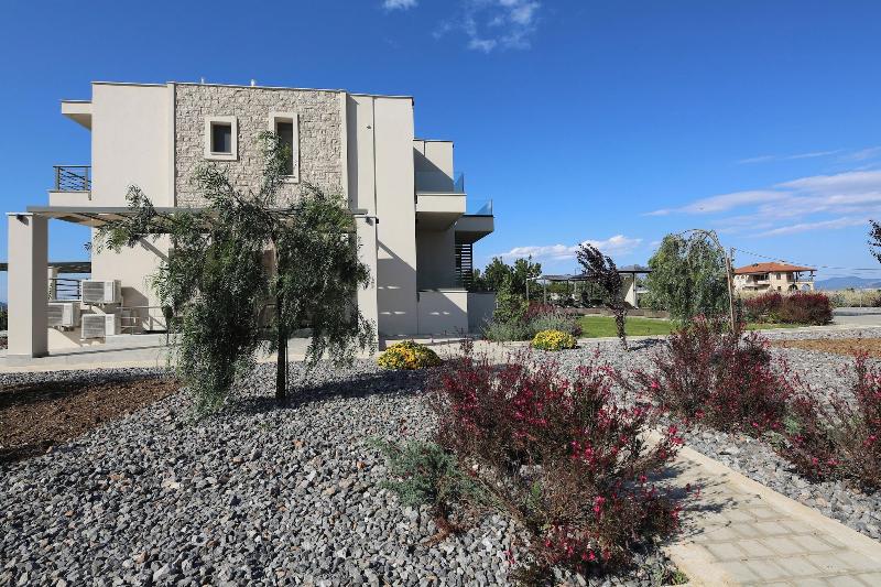 Almyres Luxurious Residences image