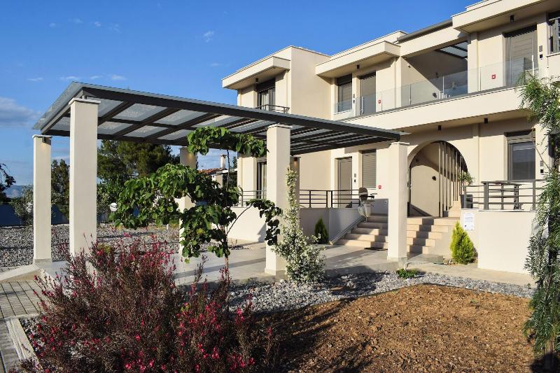 Almyres Luxurious Residences image