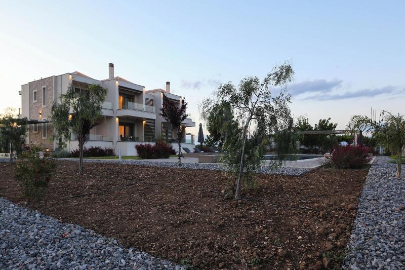 Almyres Luxurious Residences image