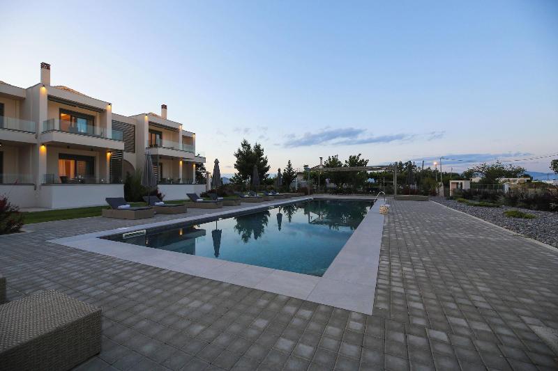 Almyres Luxurious Residences image