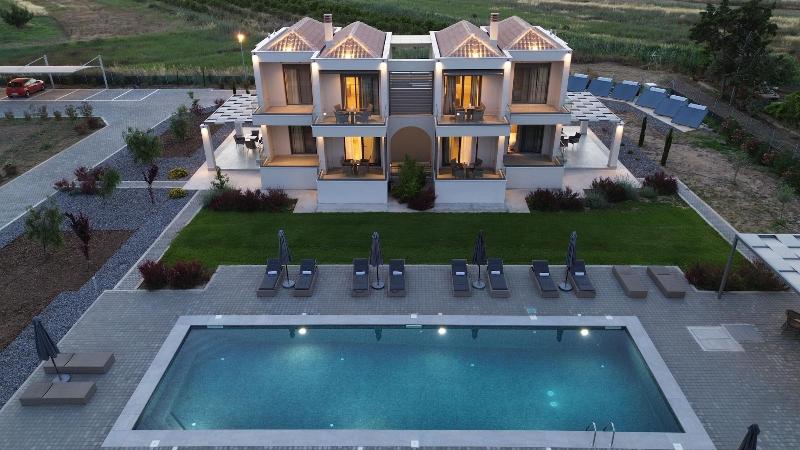 Almyres Luxurious Residences image