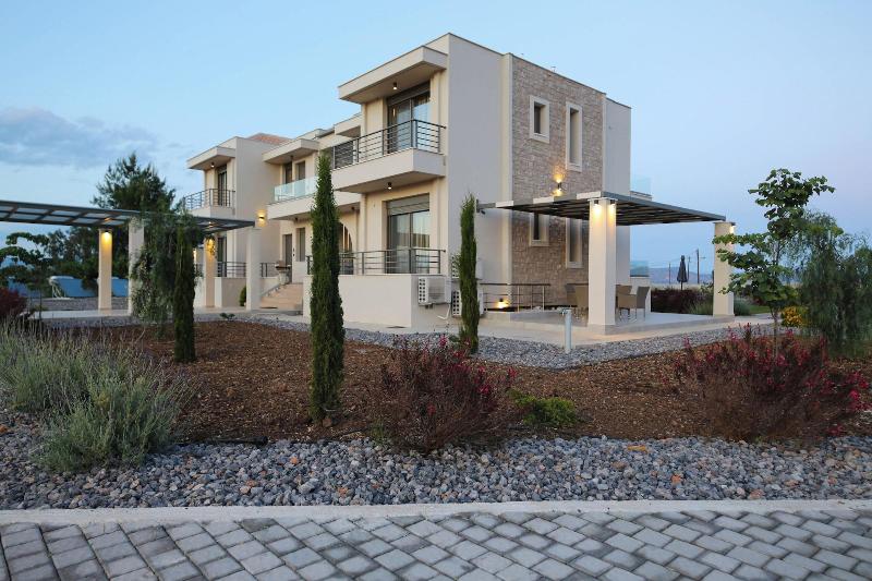 Almyres Luxurious Residences image