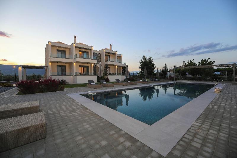 Almyres Luxurious Residences image