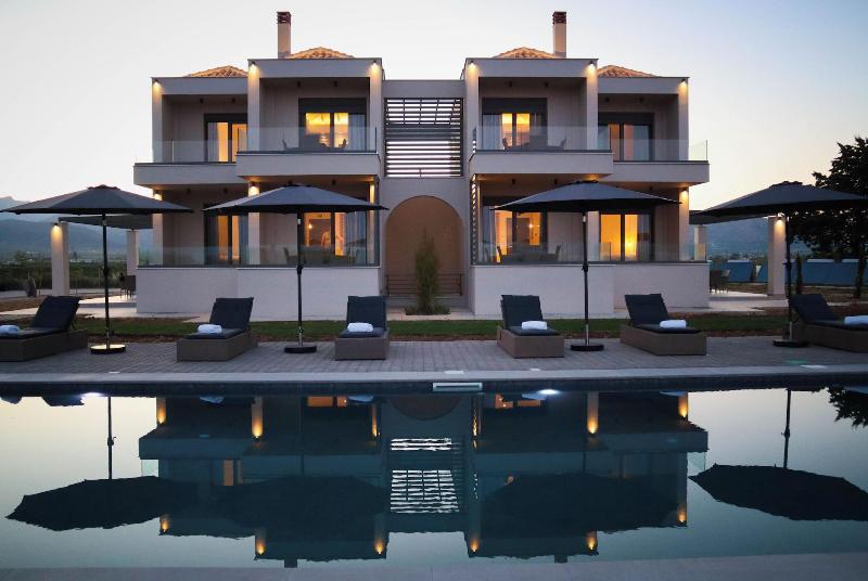 Almyres Luxurious Residences image