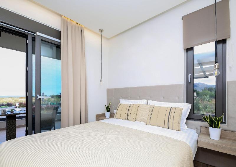 Almyres Luxurious Residences image