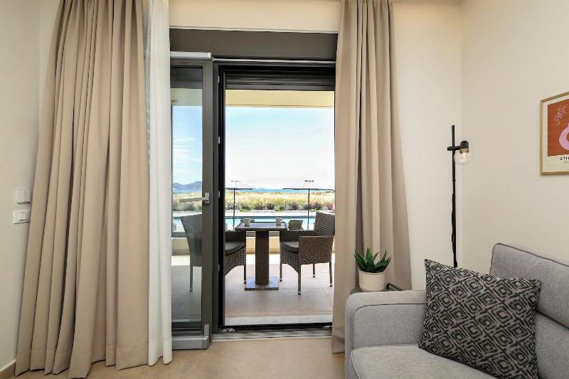 Almyres Luxurious Residences image