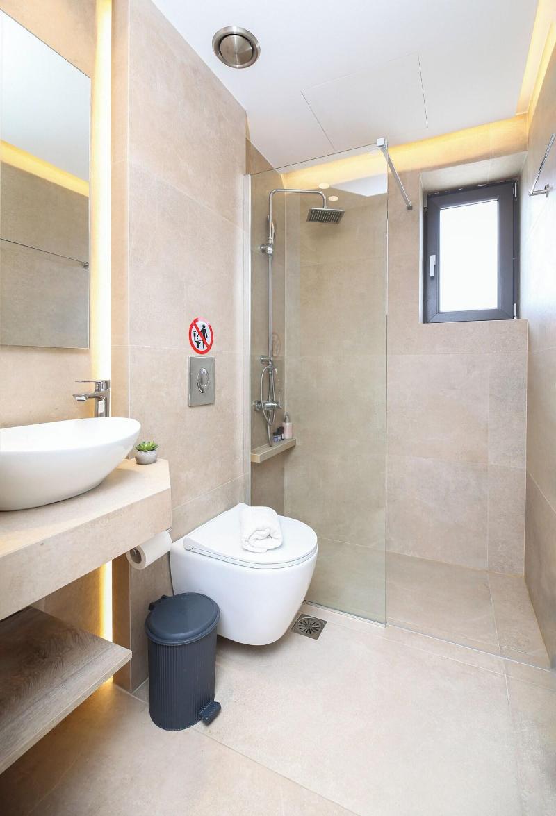 Almyres Luxurious Residences image