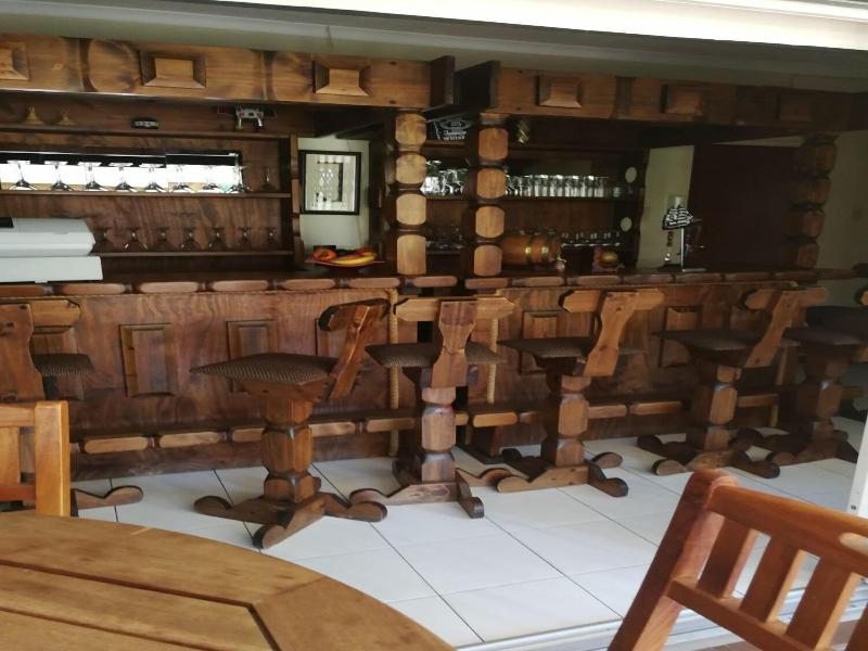 Hoyohoyo Chartwell Lodge image