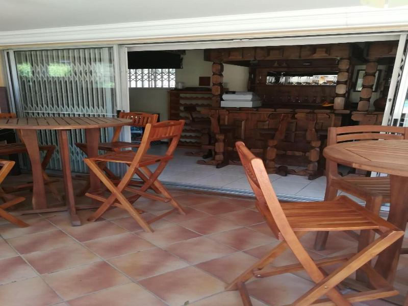 Hoyohoyo Chartwell Lodge image