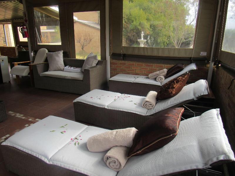 Hoyohoyo Chartwell Lodge image