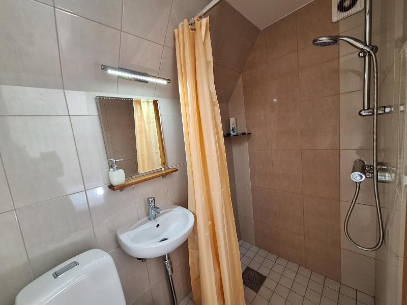 Kraavi Guest Hostel image