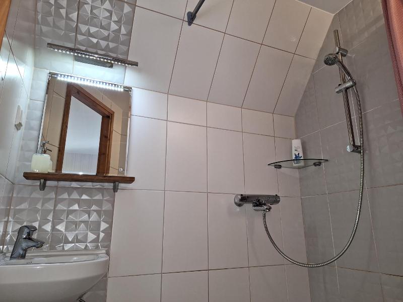 Kraavi Guest Hostel image
