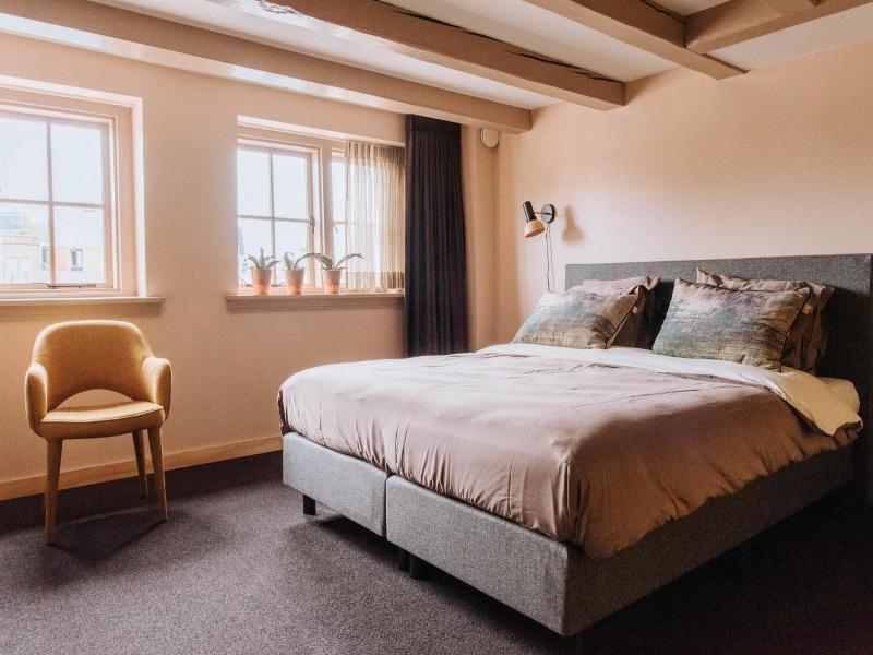 Stadshotel Steegoversloot image