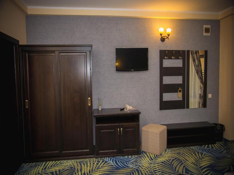 Hotel Stefani image