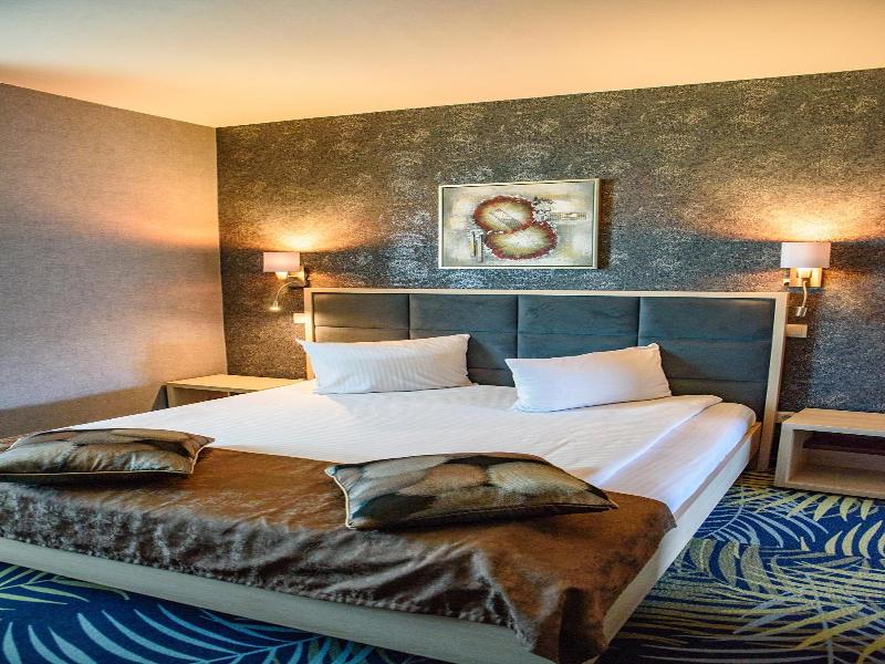 Hotel Stefani image