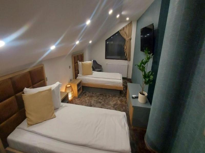 Hotel Stefani image