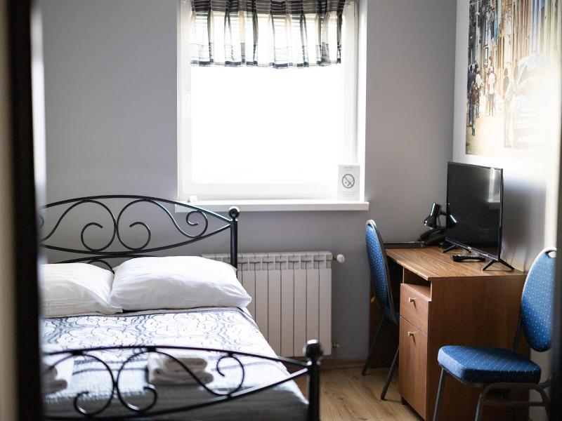 Leo Hostel image