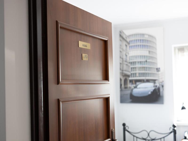 Leo Hostel image