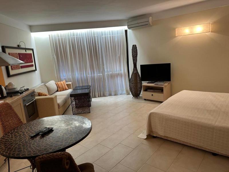 Oazis Vip Club image
