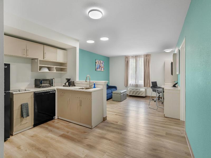 Mainstay Suites Chesapeake - Greenbrier image