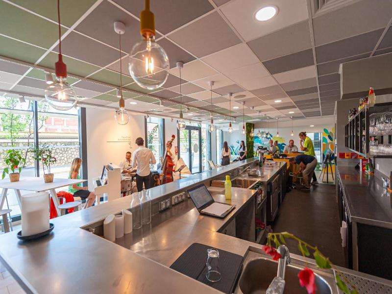 Apparthotel Le Hv B Toulon image