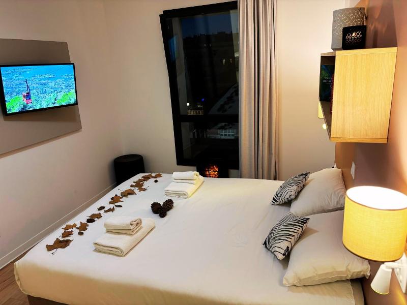 Apparthotel Le Hv B Toulon image