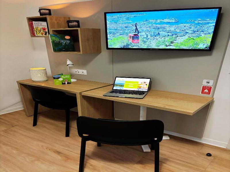 Apparthotel Le Hv B Toulon image