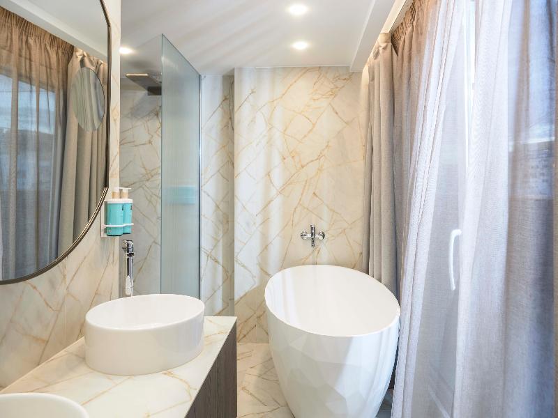 Novotel Malta Sliema image
