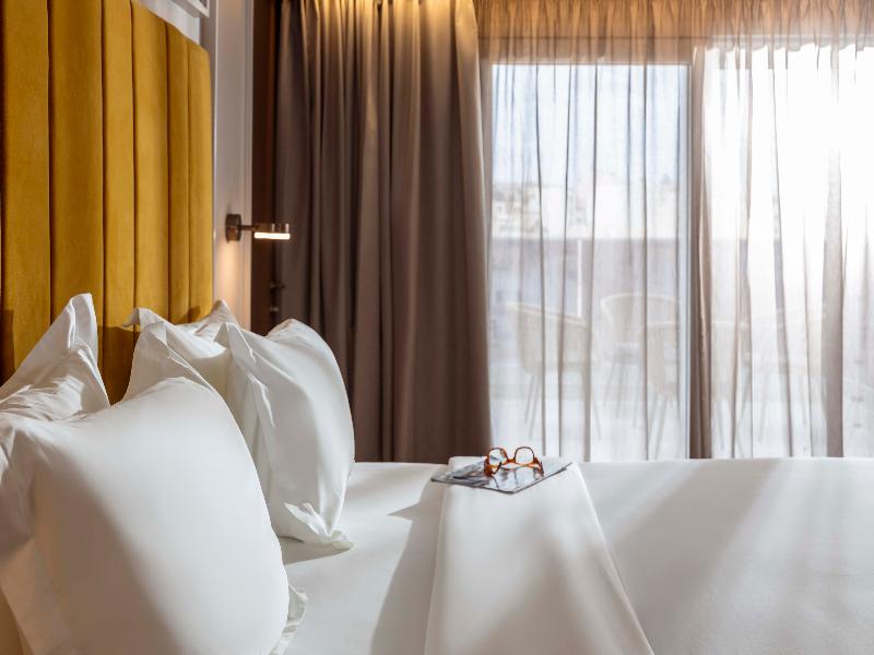 Novotel Malta Sliema image