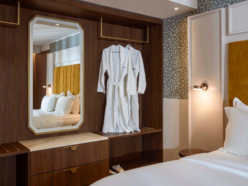 Novotel Malta Sliema image