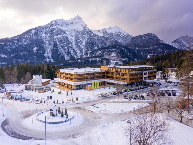 Zugspitz Resort image